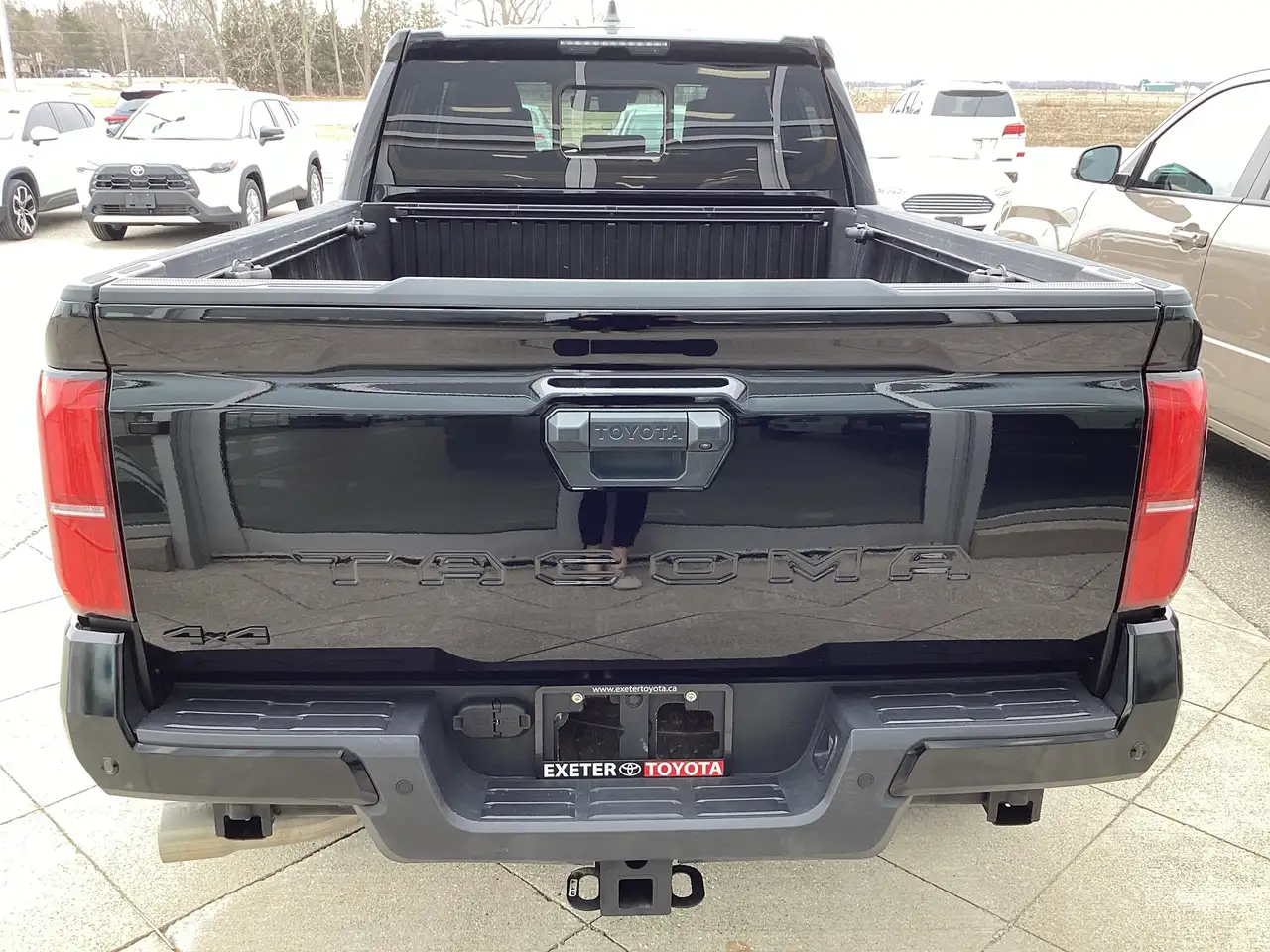 Toyota Tacoma снимка Toyota Tacoma
