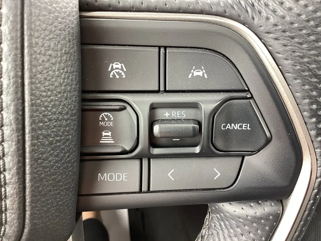 Toyota Tacoma снимка Toyota Tacoma