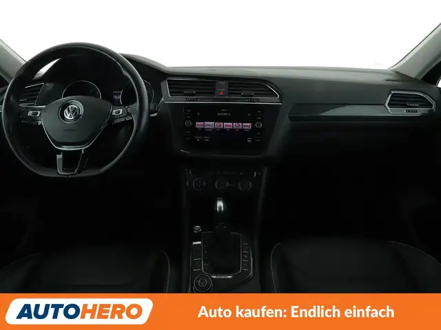 Volkswagen Tiguan Allspace view 12