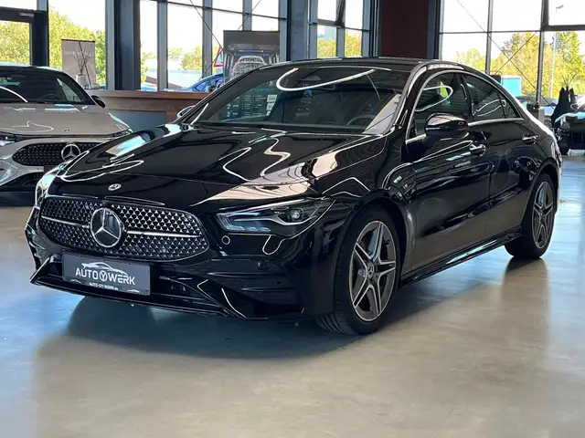 Mercedes-Benz CLA 200