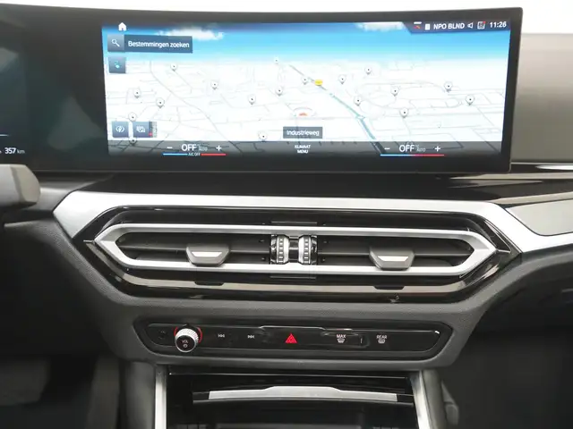 BMW I4 view 11