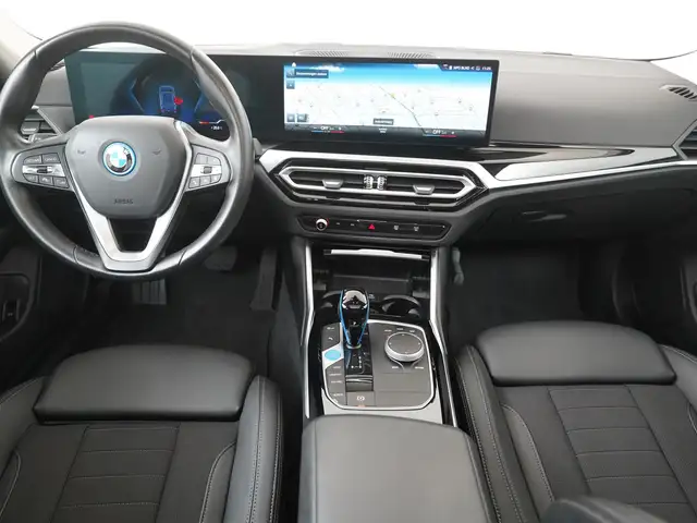 BMW I4 view 5