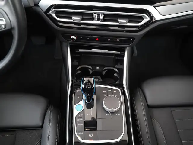 BMW I4 view 10