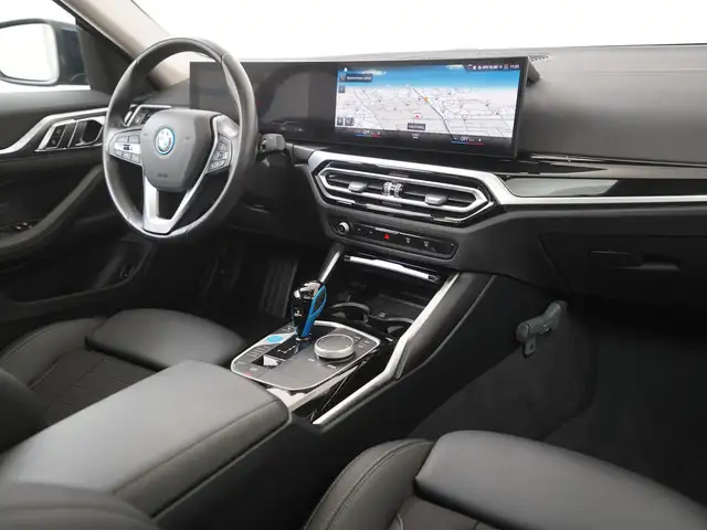 BMW I4 view 2