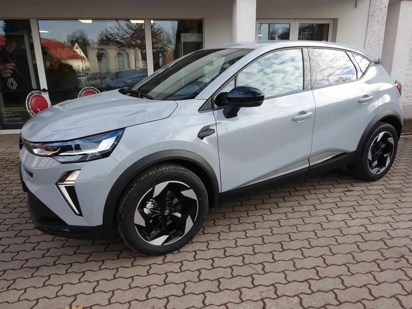Renault Captur Techno TCe140 mild hybrid Kamera+Wi-Paket Grau - 1
