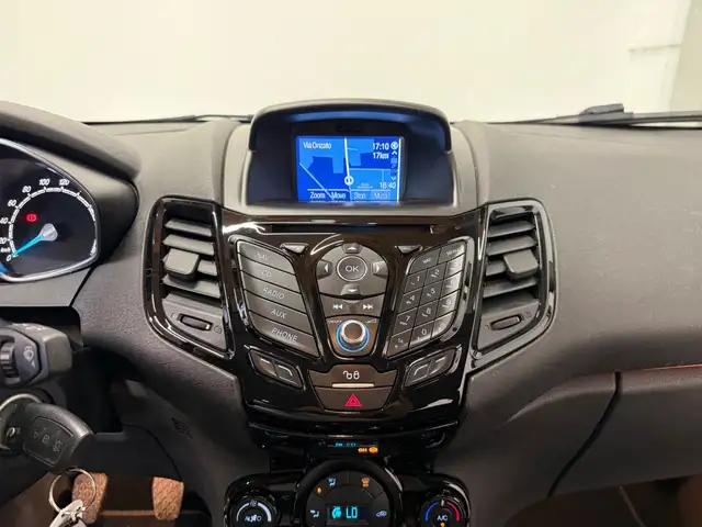 Ford Fiesta view 11