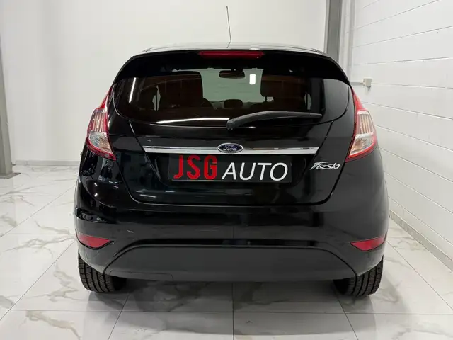 Ford Fiesta view 5