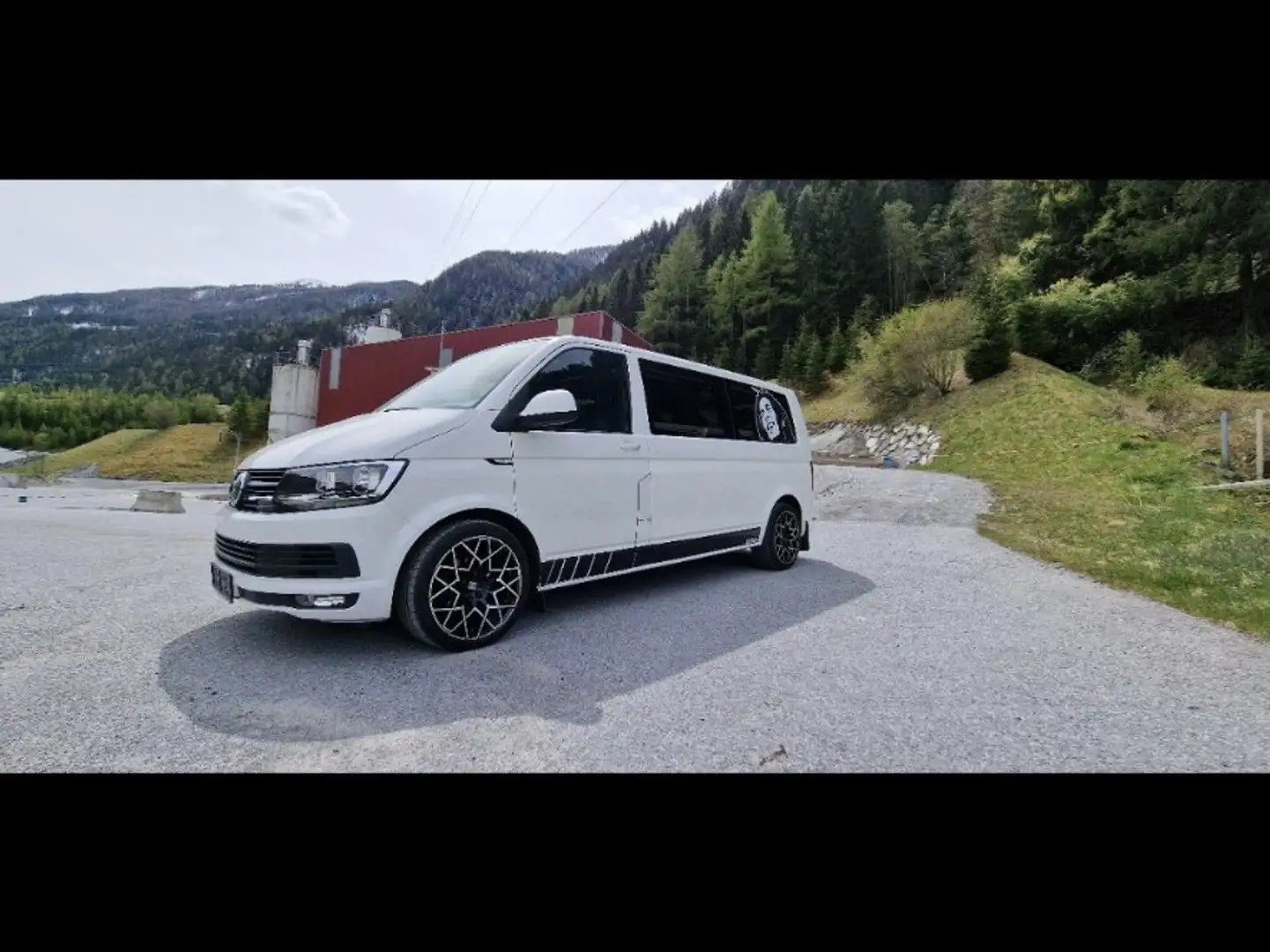 Volkswagen T6 Kombi LR 2,0 Entry TDI BMT - 1