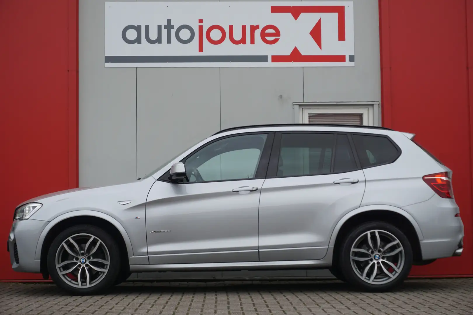 BMW X3 xDrive30d High Executive | M-Sport | HUD | Camera Grijs - 2