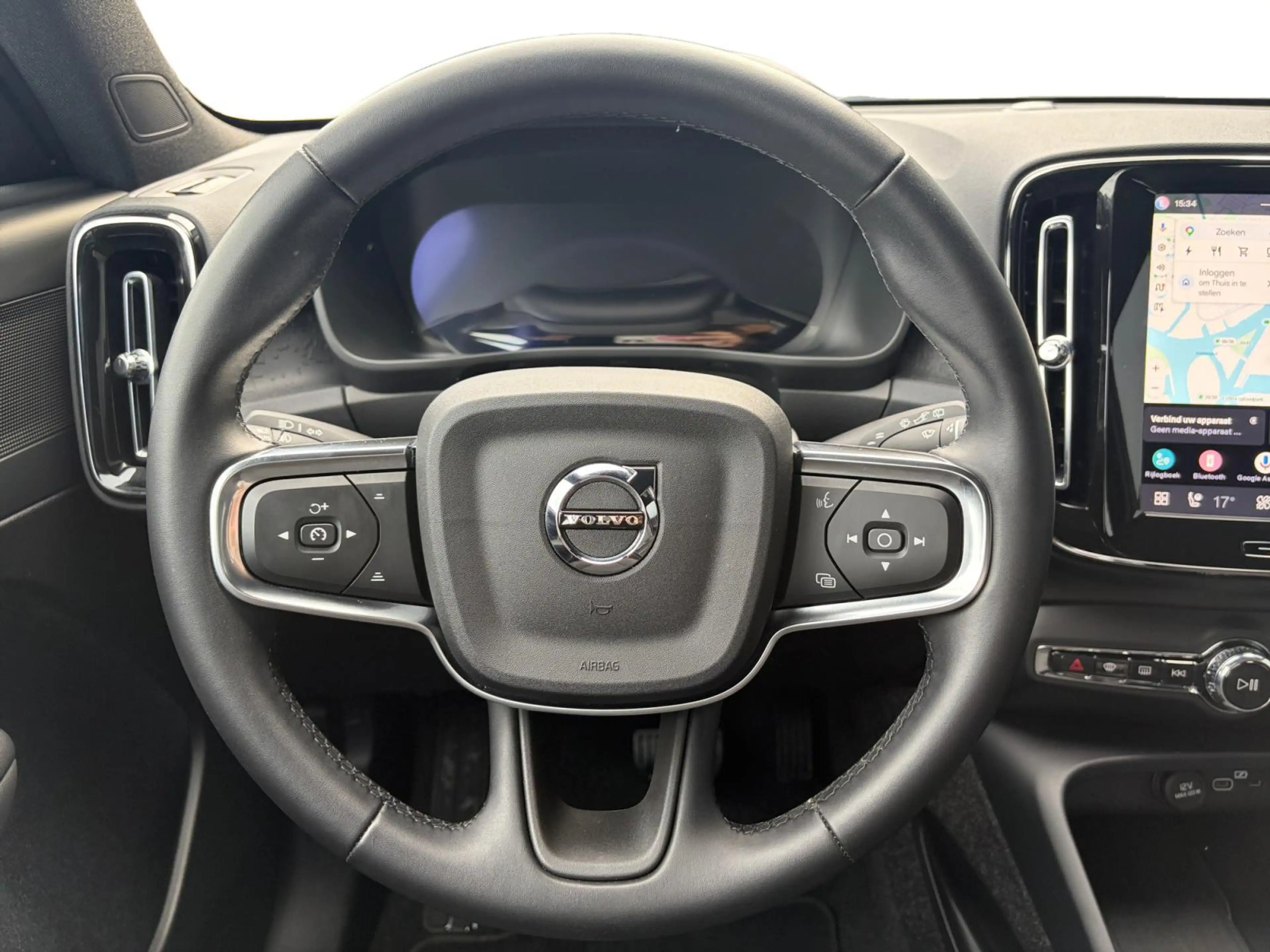 Volvo EX40 Single Motor Extended Range Plus 82 kWh | Trekhaak — photo 11