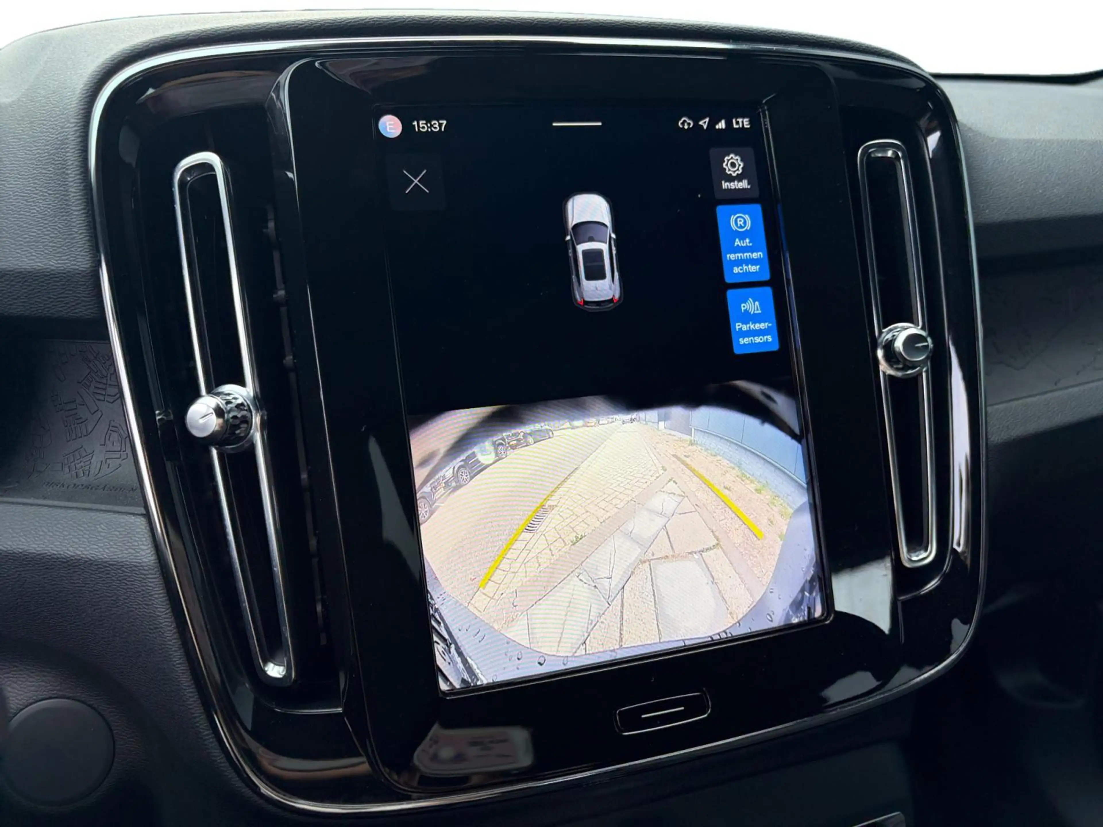 Volvo EX40 Single Motor Extended Range Plus 82 kWh | Trekhaak — photo 15