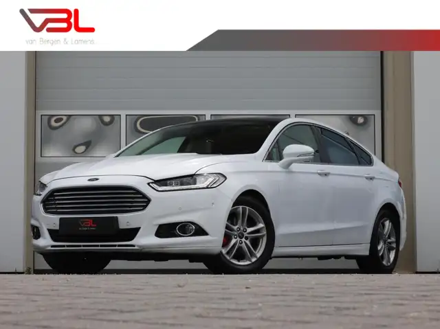 Ford Mondeo 1.5 160PK Titanium automaat | Panoramadak
