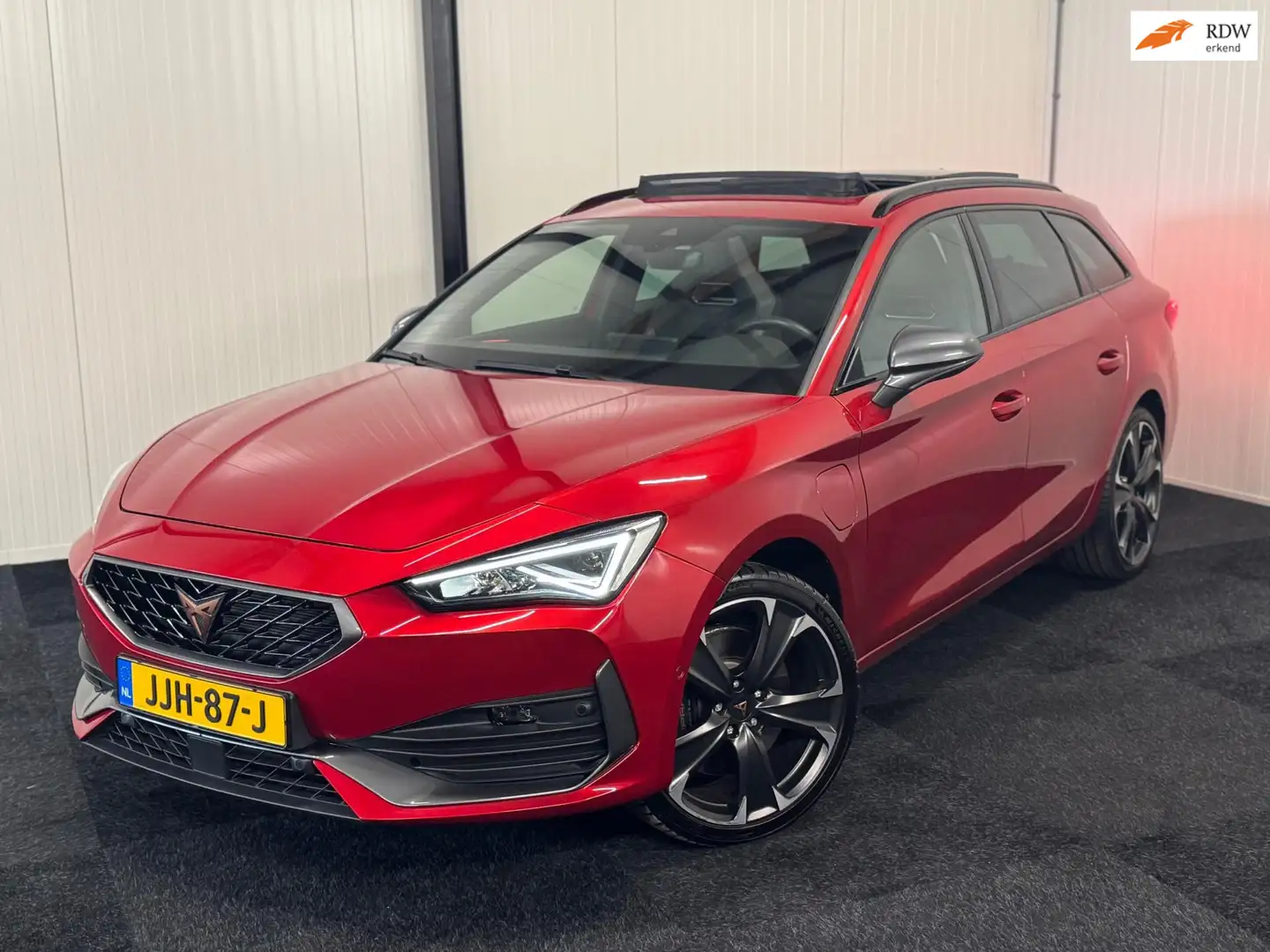 CUPRA Leon Sportstourer 1.4 TSI eHybrid VZ Performance FR 202 Rouge - 1