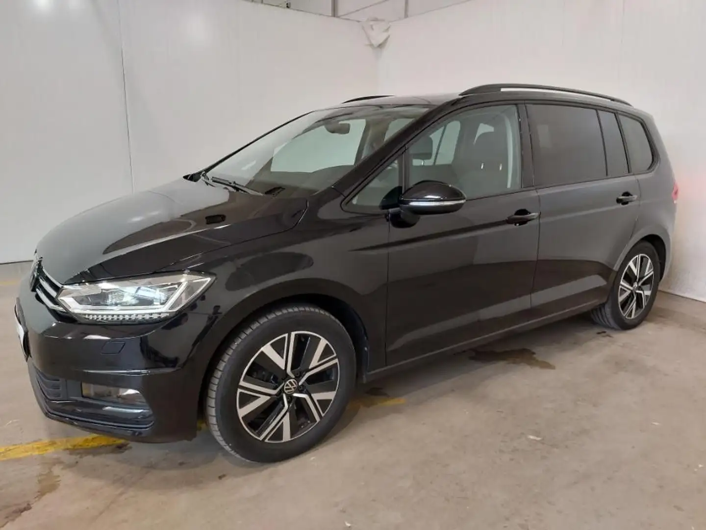 Volkswagen Touran Comfortline 7Sitz*STGHZG*AHK*Pano*Kamera* Negru - 2