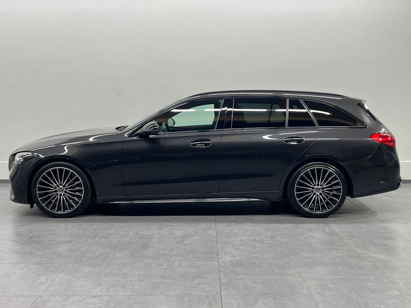 Mercedes-Benz C 220 d T*AMG*Digital Light*AHK*Kamera*Night*19" — photo 3