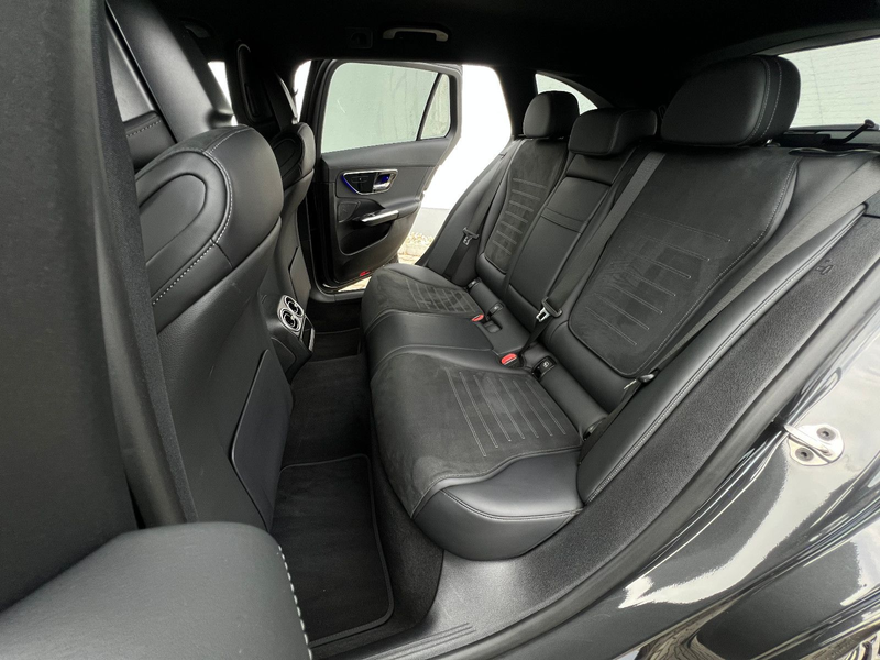 Mercedes-Benz C 220 d T*AMG*Digital Light*AHK*Kamera*Night*19" — photo 15