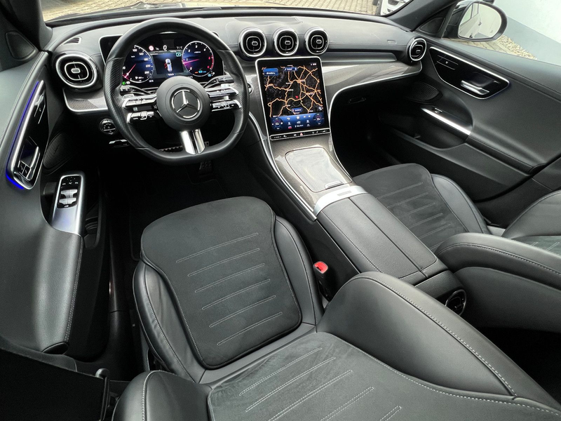 Mercedes-Benz C 220 d T*AMG*Digital Light*AHK*Kamera*Night*19" — photo 11