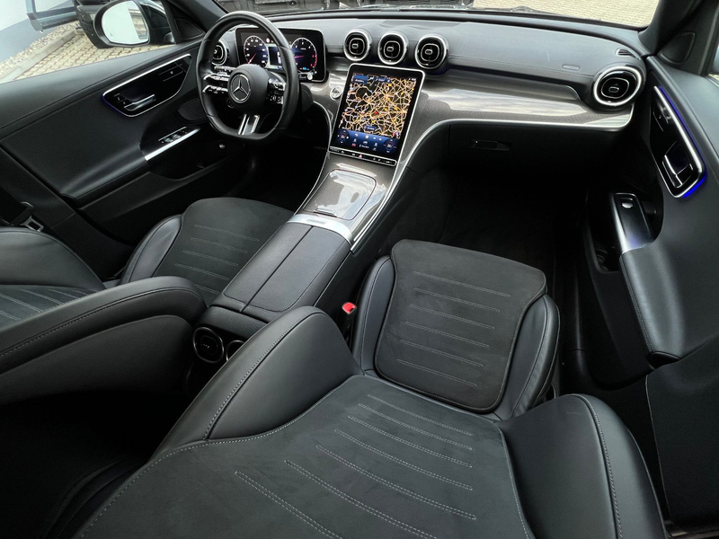 Mercedes-Benz C 220 d T*AMG*Digital Light*AHK*Kamera*Night*19" — photo 13