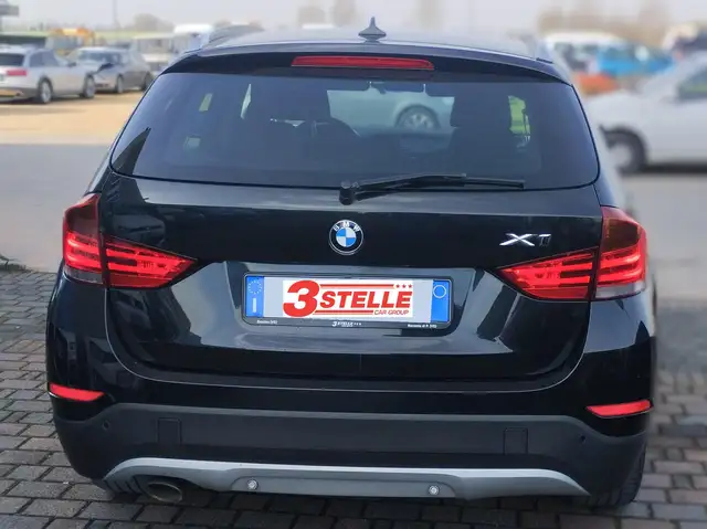 BMW X1 view 4