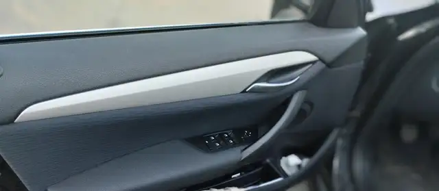 BMW X1 view 10