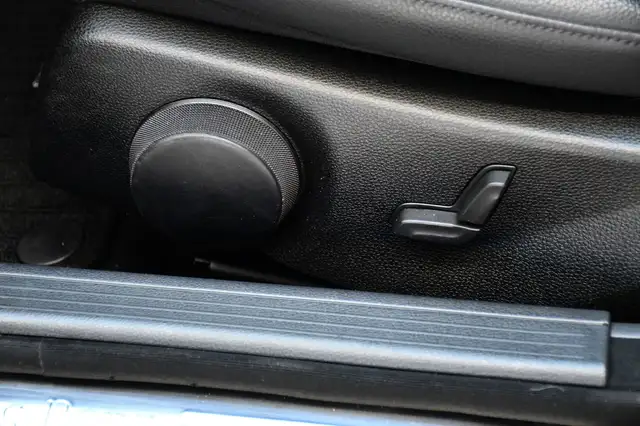 Mercedes-Benz C view 13