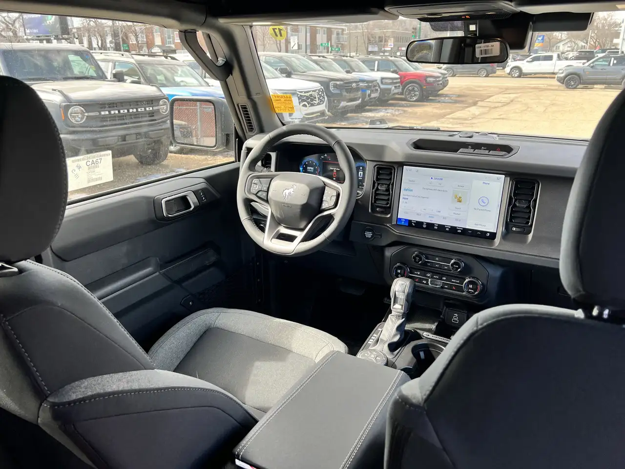 Ford Bronco снимка Ford Bronco