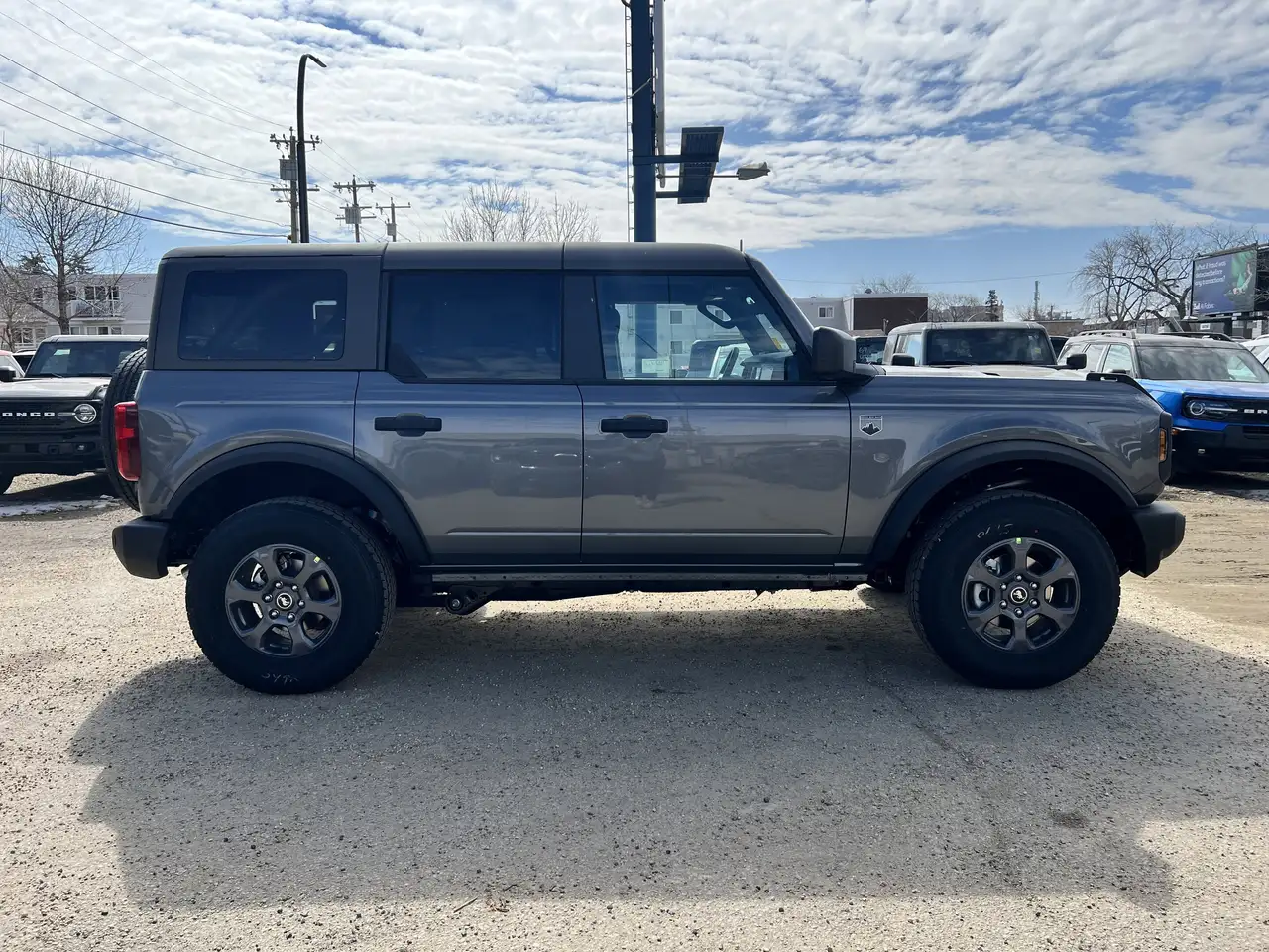 Ford Bronco снимка Ford Bronco