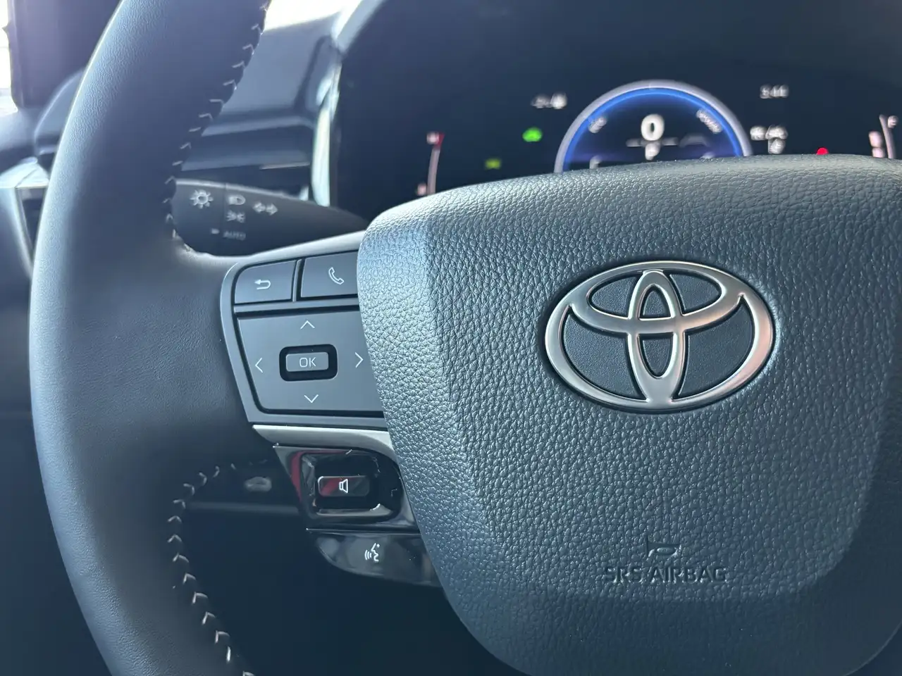 Toyota Camry снимка Toyota Camry