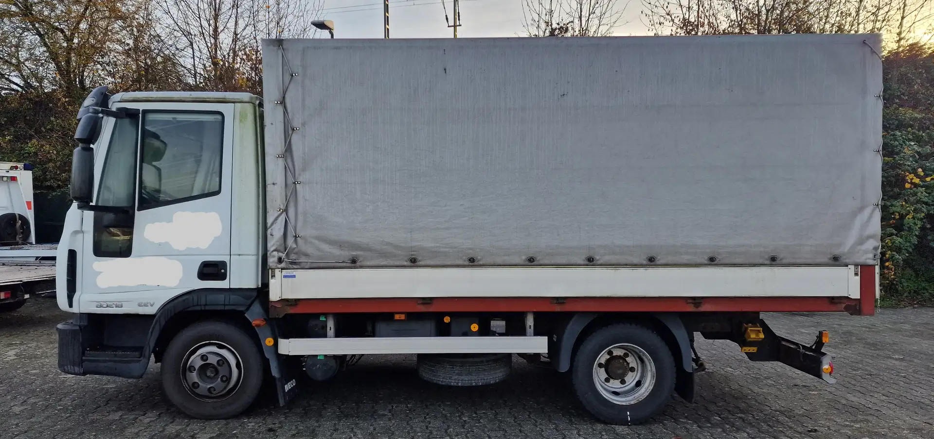 Iveco ML80E18/P Weiß - 2