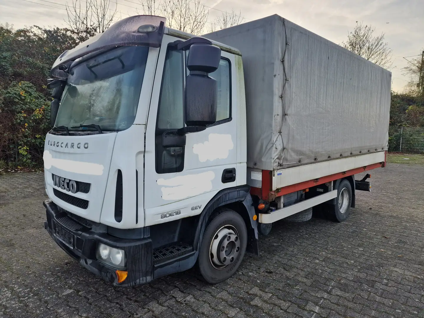 Iveco ML80E18/P Weiß - 1