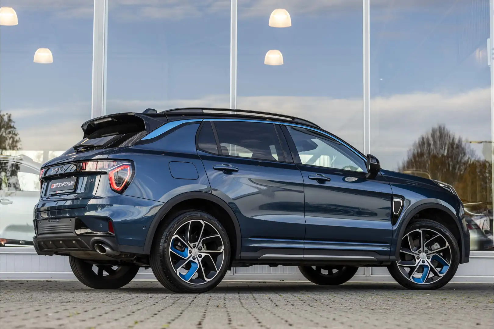 Lynk & Co 01 1.5 | Pano | 360° Camera | Infinity Blau - 2