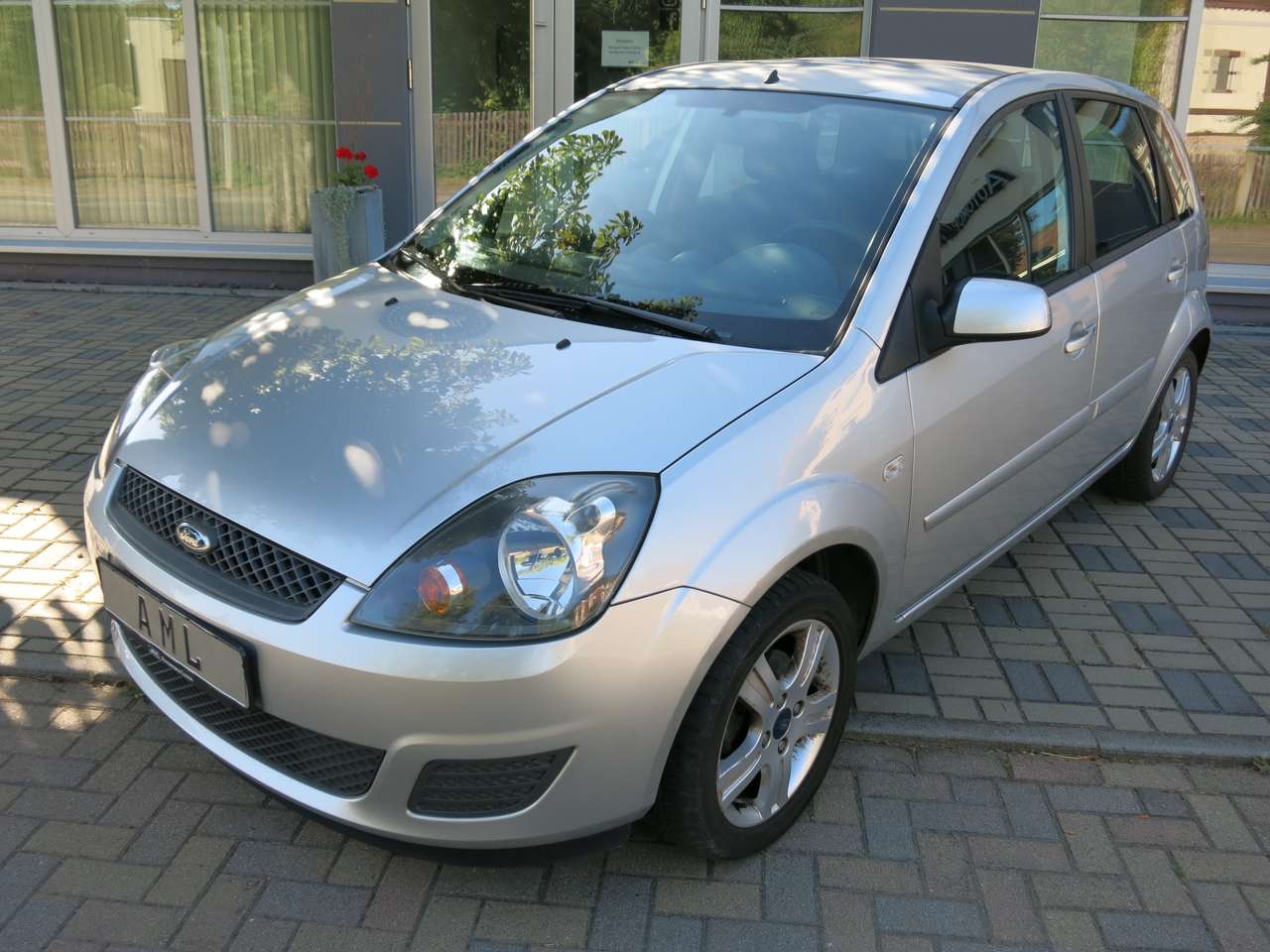 Ford Fiesta Style TÜV+AU NEU SCHECKHEFTGEPFLEGT 2.HAND