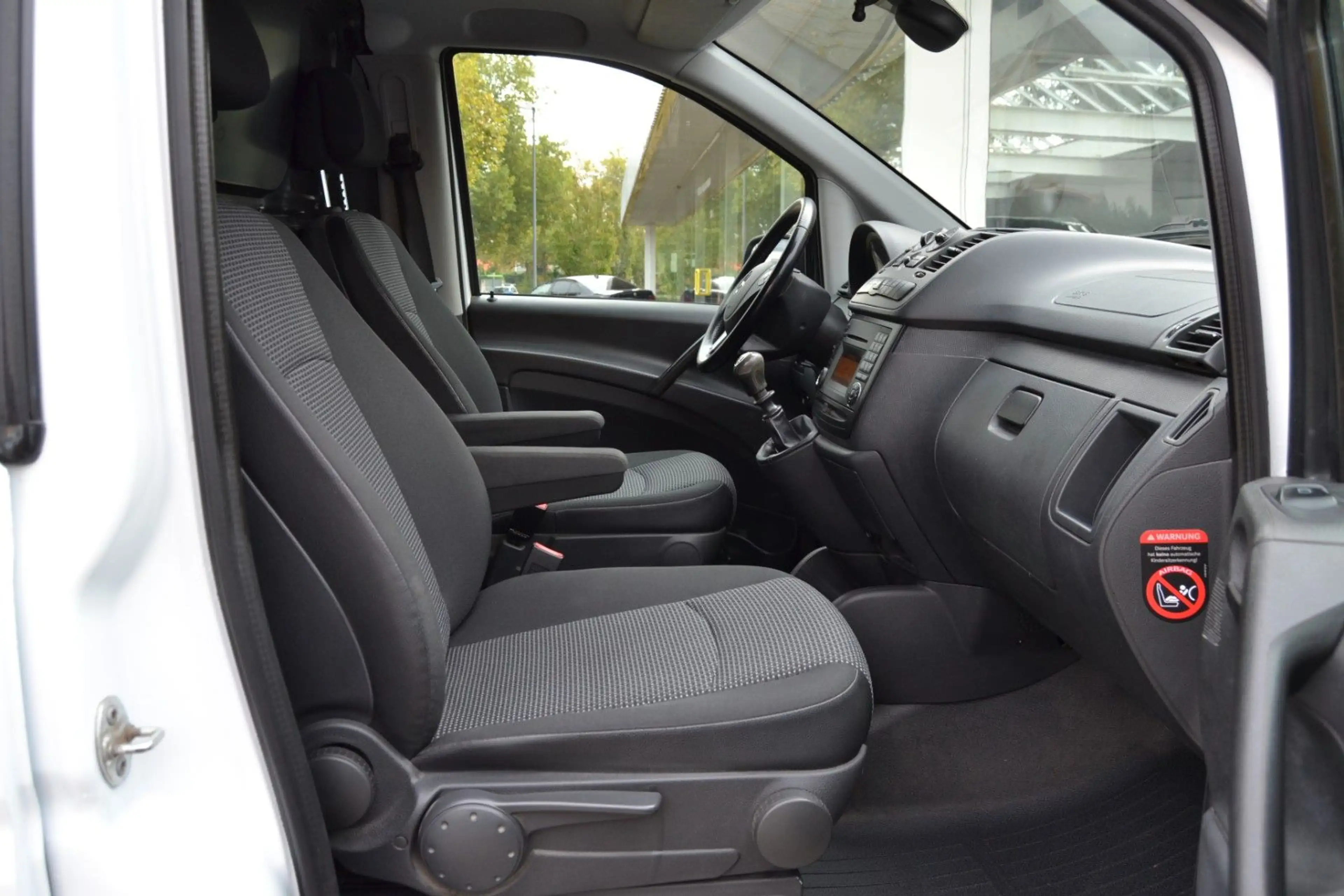 Mercedes-Benz Vito Kasten 113 CDI*Regale*SHZ*PDC*Klima*1 Hand* — photo 13