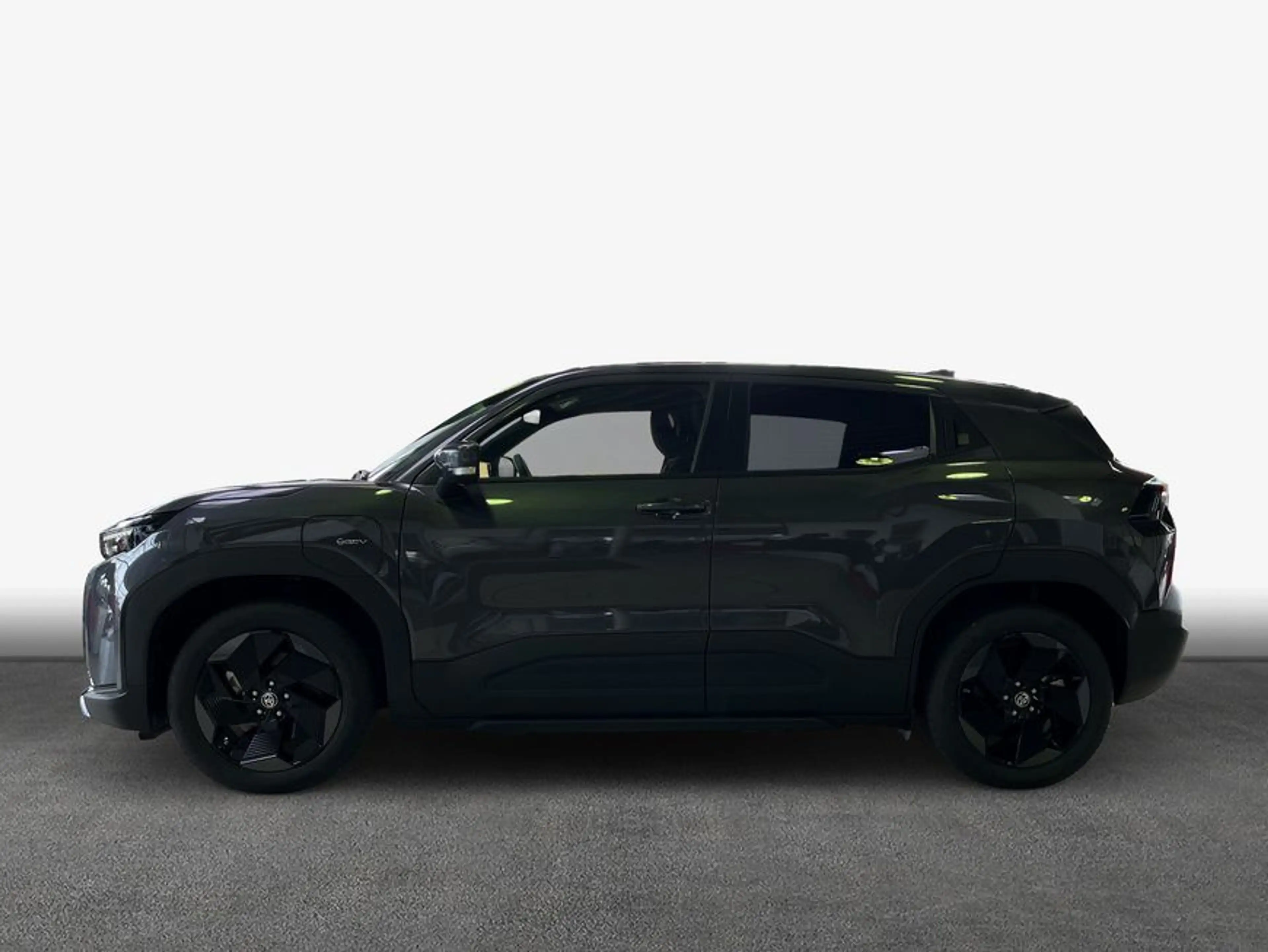 Toyota Urban Cruiser 61kWh Teamplayer — photo 5
