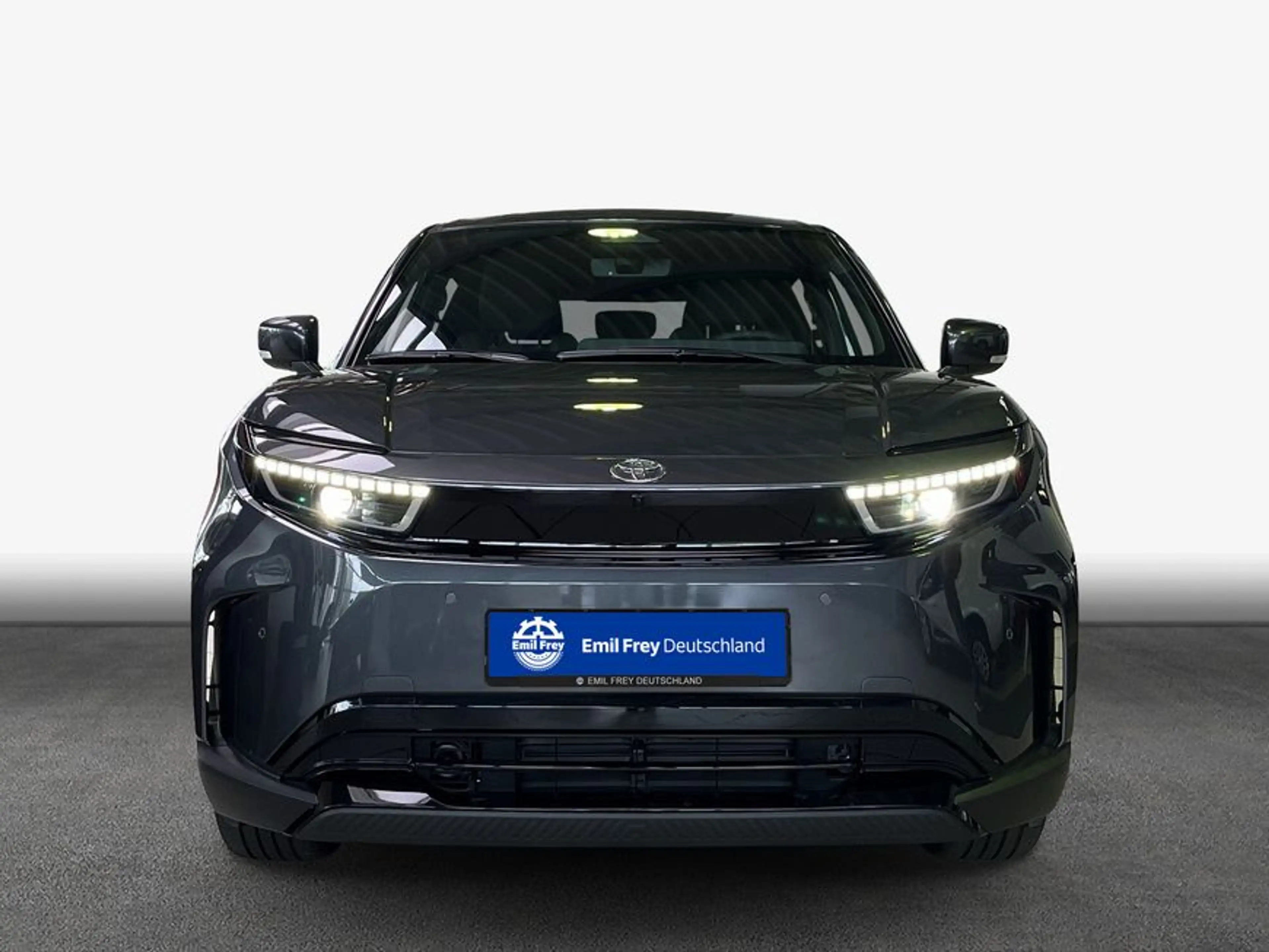 Toyota Urban Cruiser 61kWh Teamplayer — photo 3