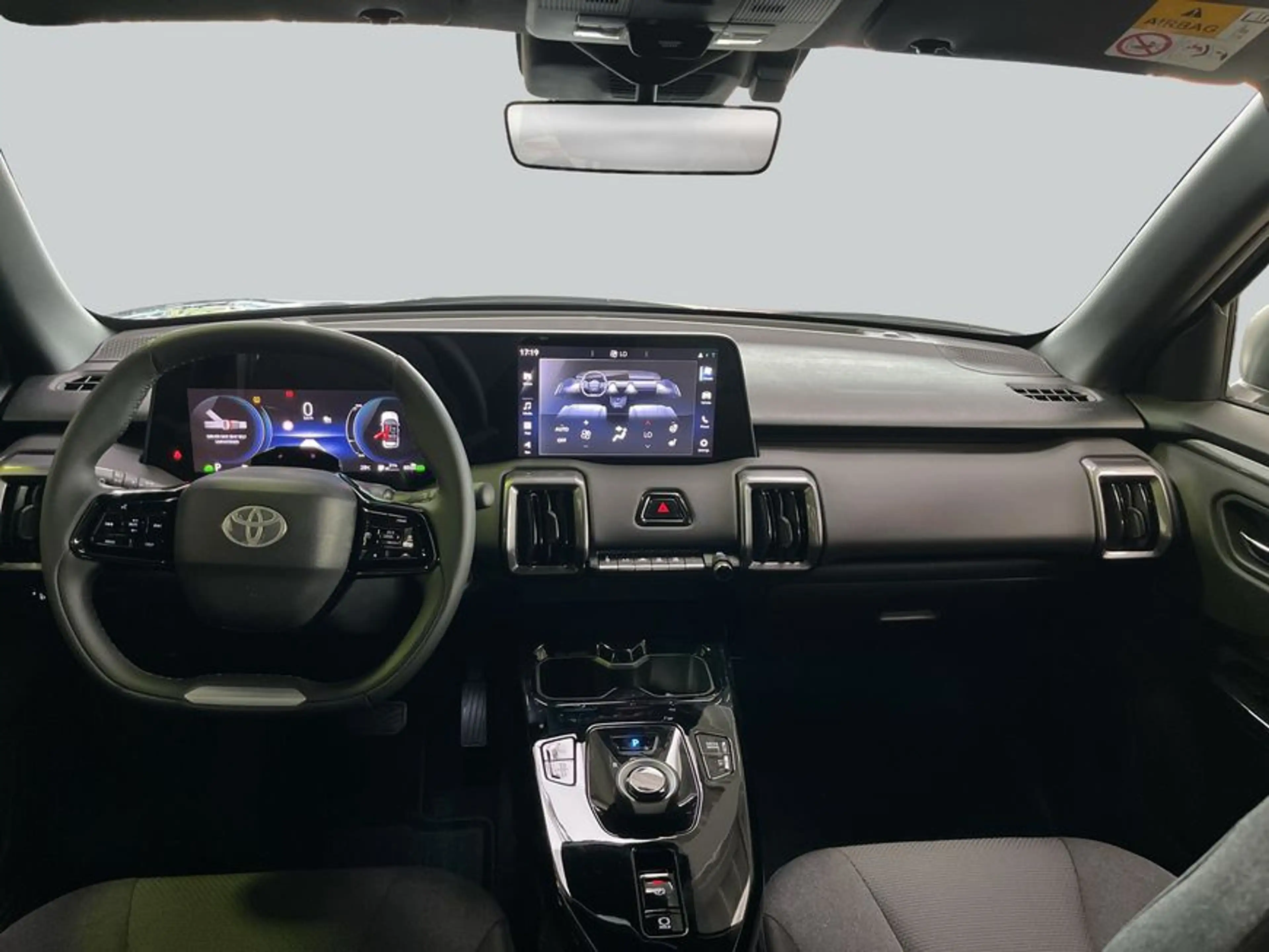 Toyota Urban Cruiser 61kWh Teamplayer — photo 14