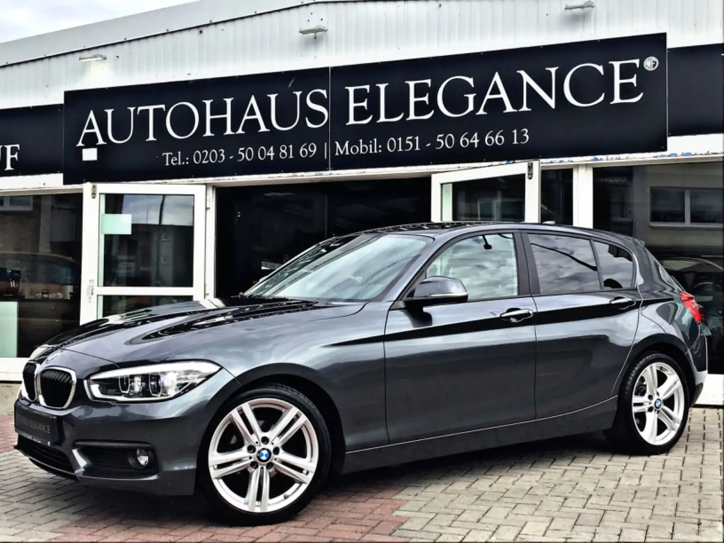 BMW 118 i 5-trg. Advantage~Navi~AppleCar~LED~PDC~AHK Grau - 2