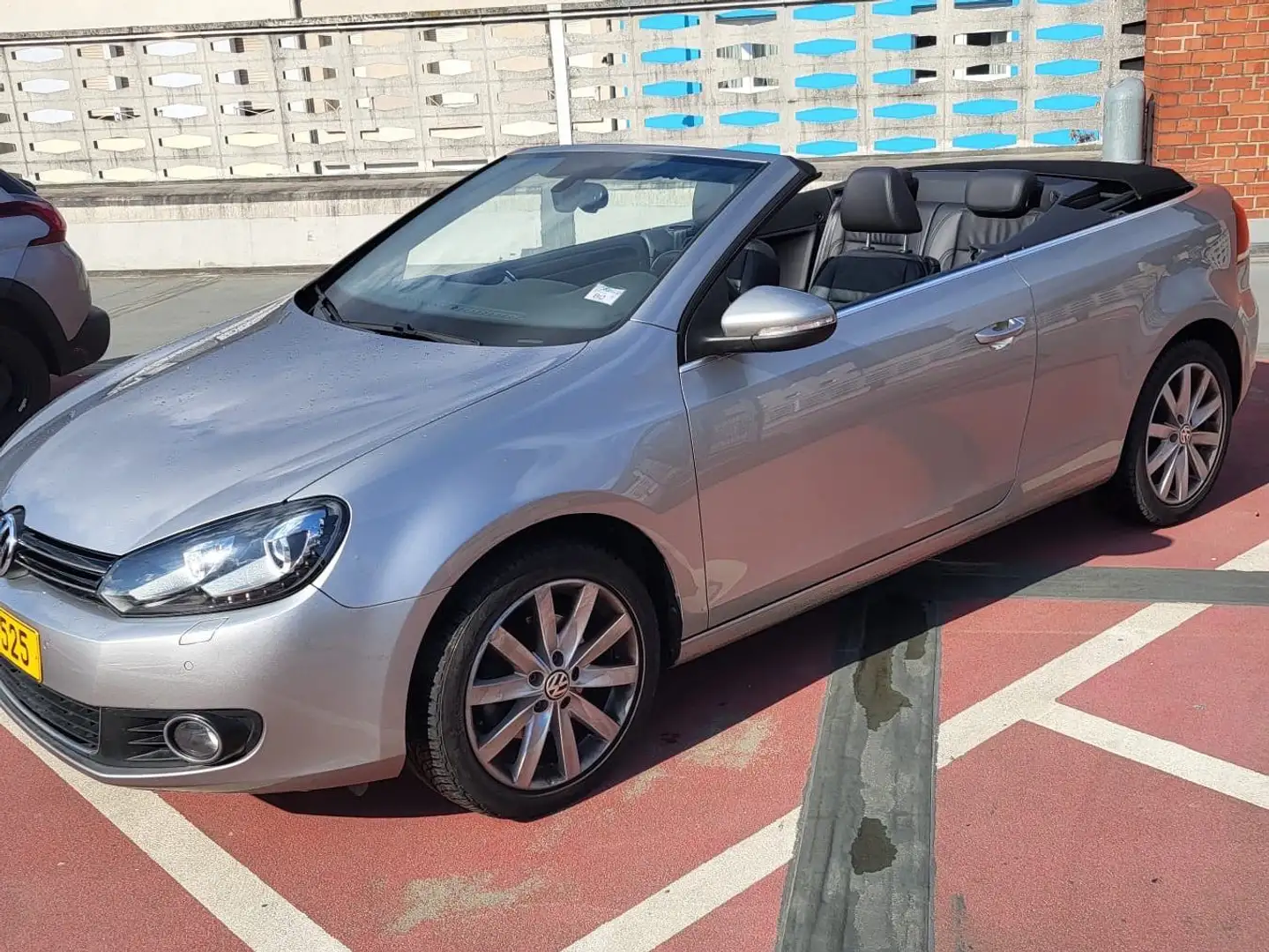 Volkswagen Golf Cabriolet 1,4 tsi Gri - 1