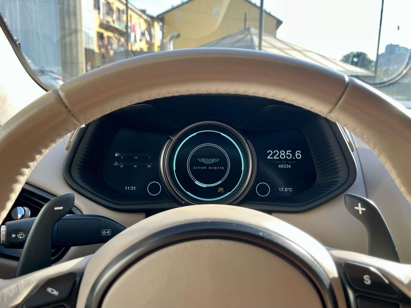 Aston Martin DB11 Coupé 5.2 V12 Launch Edition -  - Joinsteer - #5