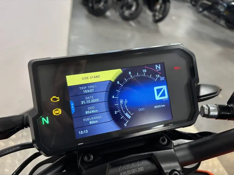 KTM 390 Duke - foto 5