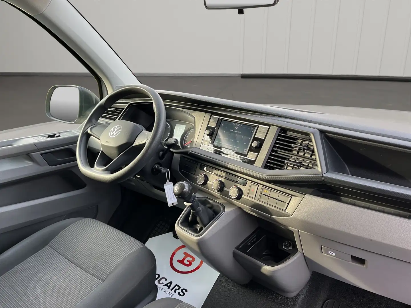 Volkswagen T6 Transporter T6 2.0TDI 110pk Parkeersensoren | Carplay - 2
