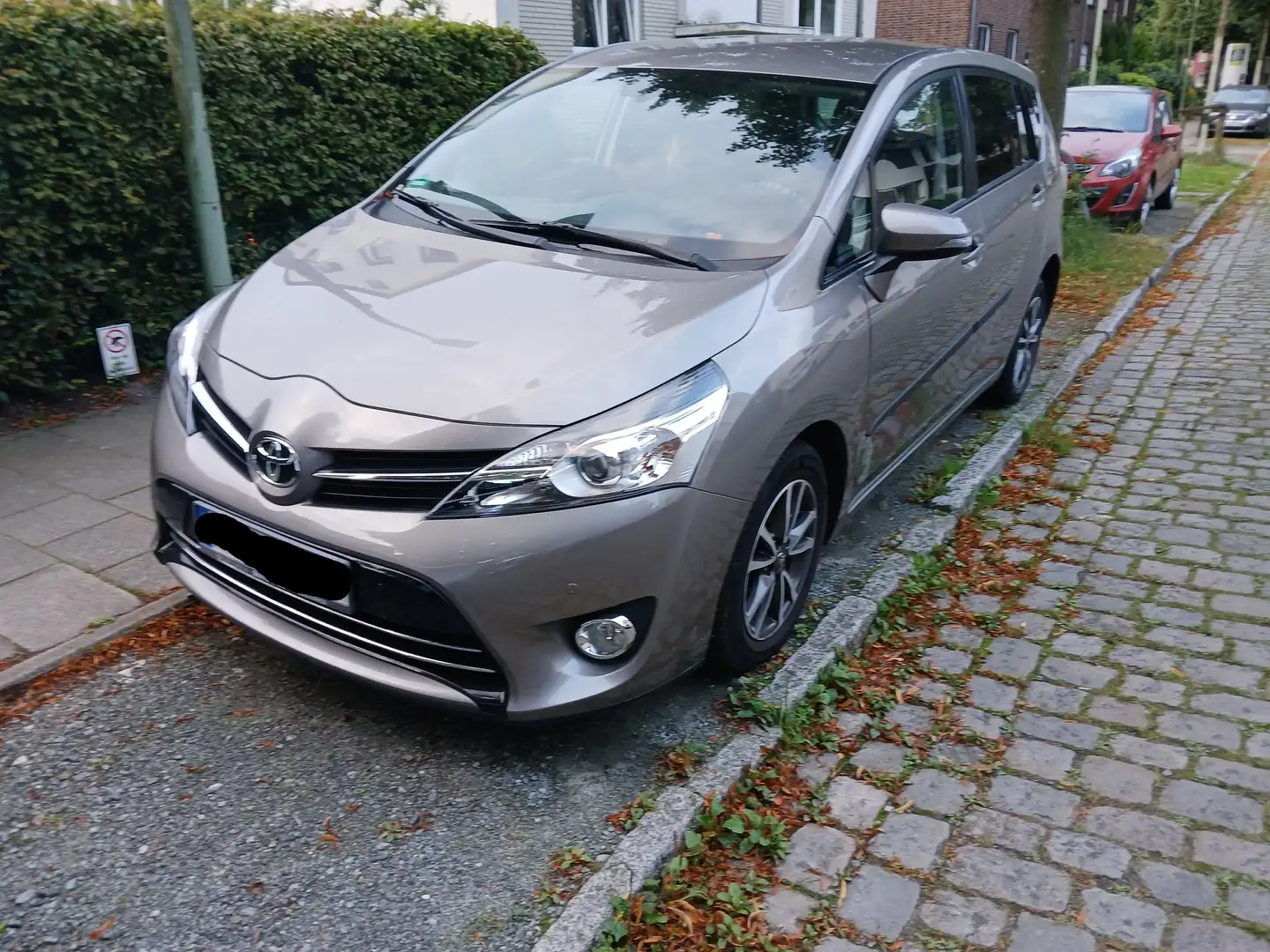 Toyota Verso Verso 1.8 Multidrive S 5-Sitzer Comfort Bronzo - 1