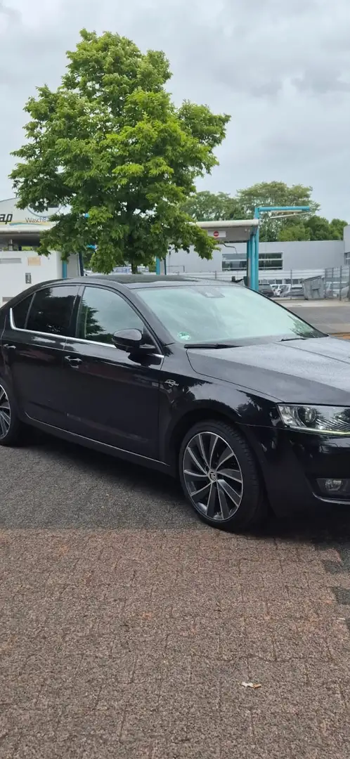 Skoda Octavia Octavia 2.0 TDI 4x4 DSG RS Чорний - 1