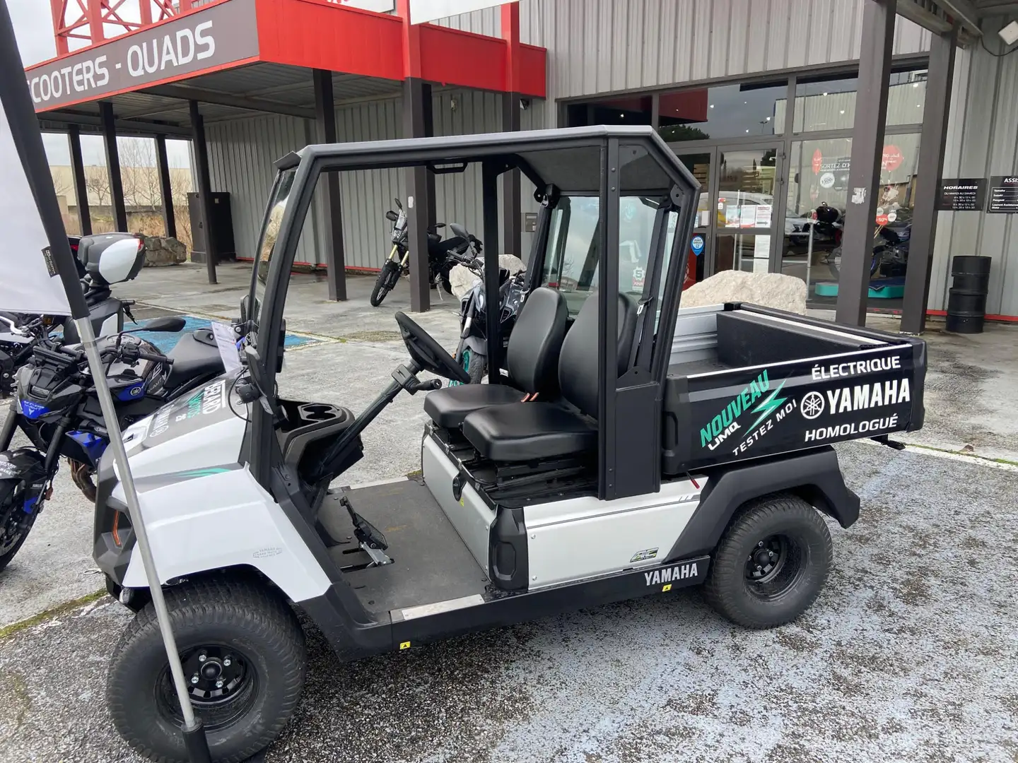 Yamaha Weiß - 1