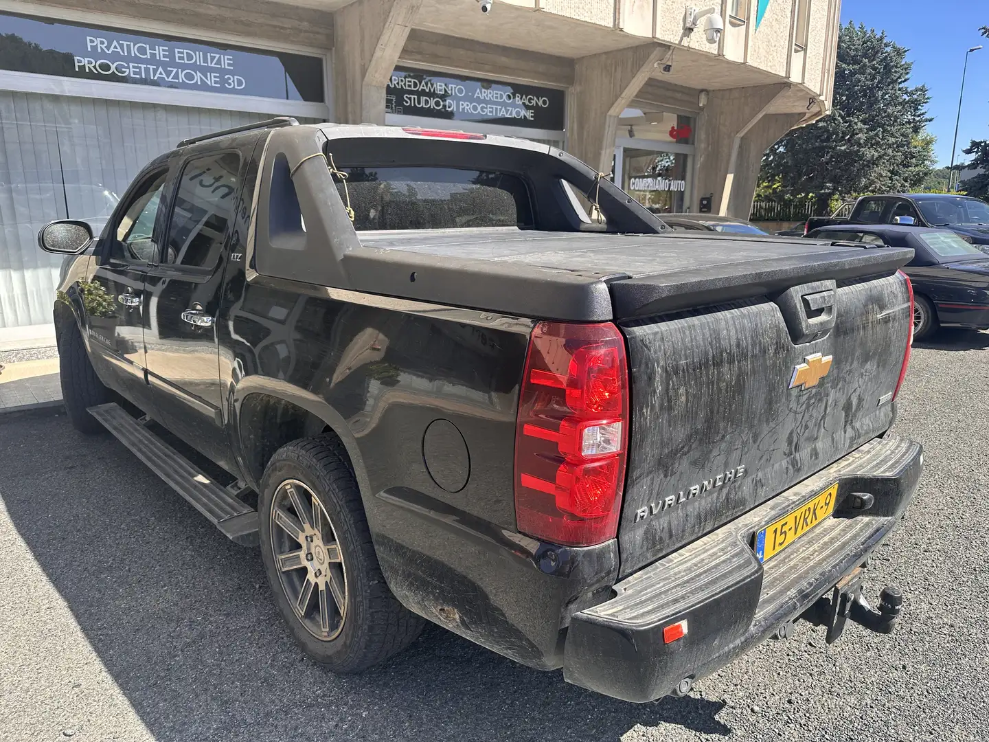 Chevrolet Avalanche export - 2