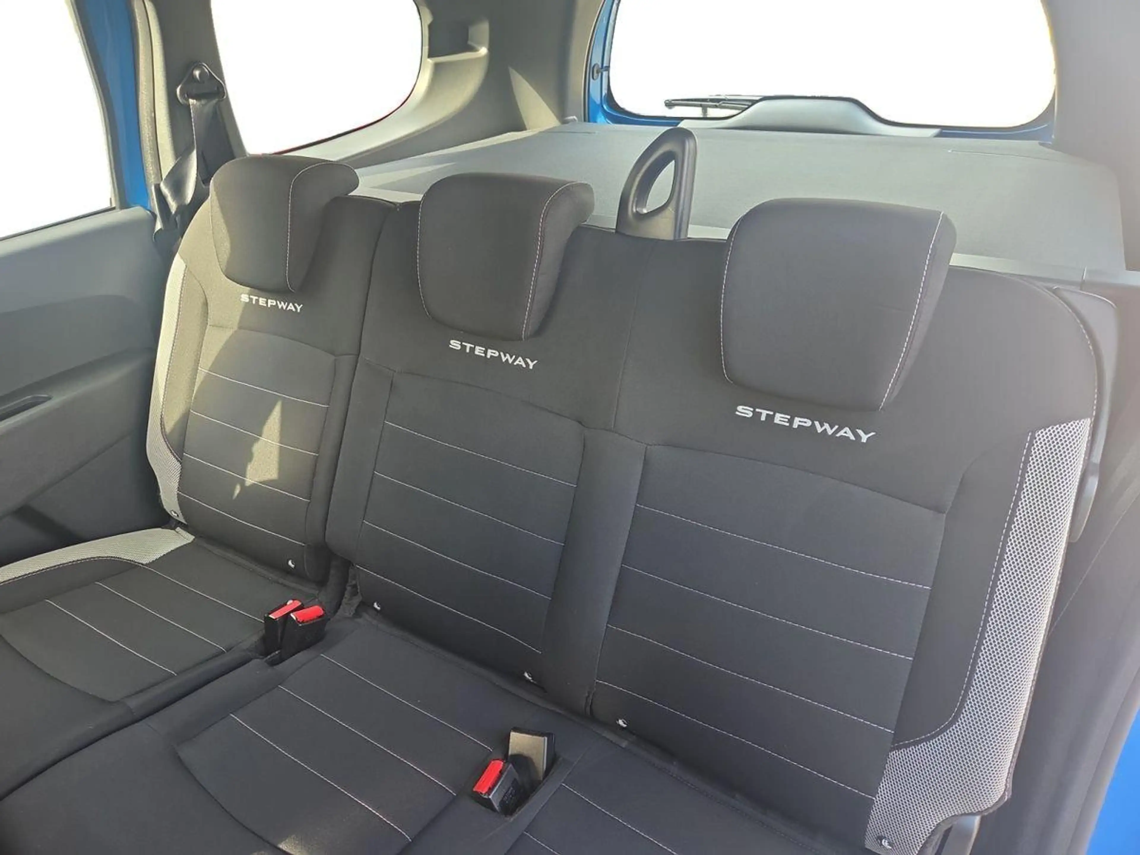 Dacia Lodgy 1.2 16V TCE KAT — photo 14