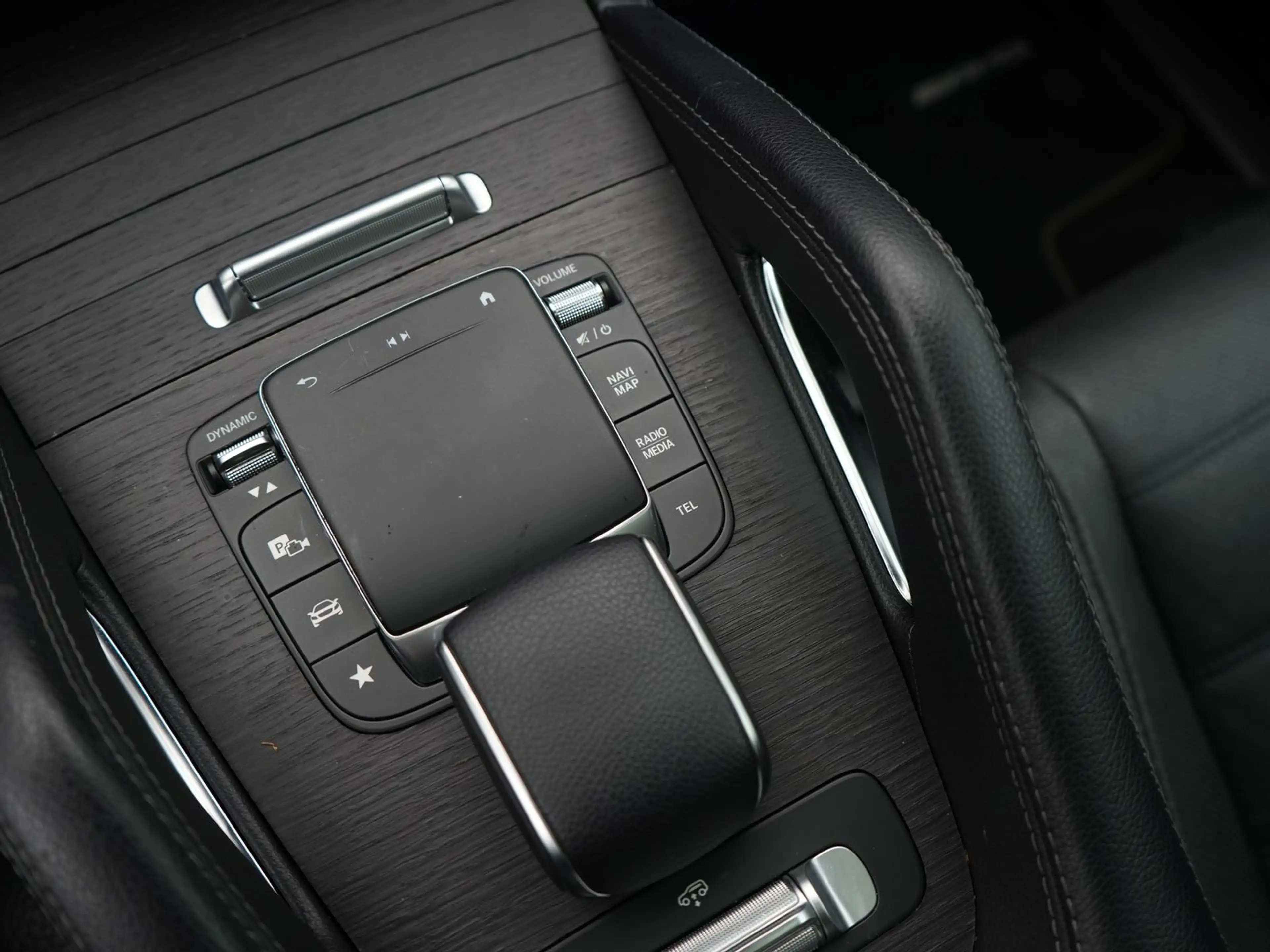 Mercedes-Benz GLS 400 d 4Matic AMG-Line,7P,MULTI,LUFT,PANO,360 — photo 28