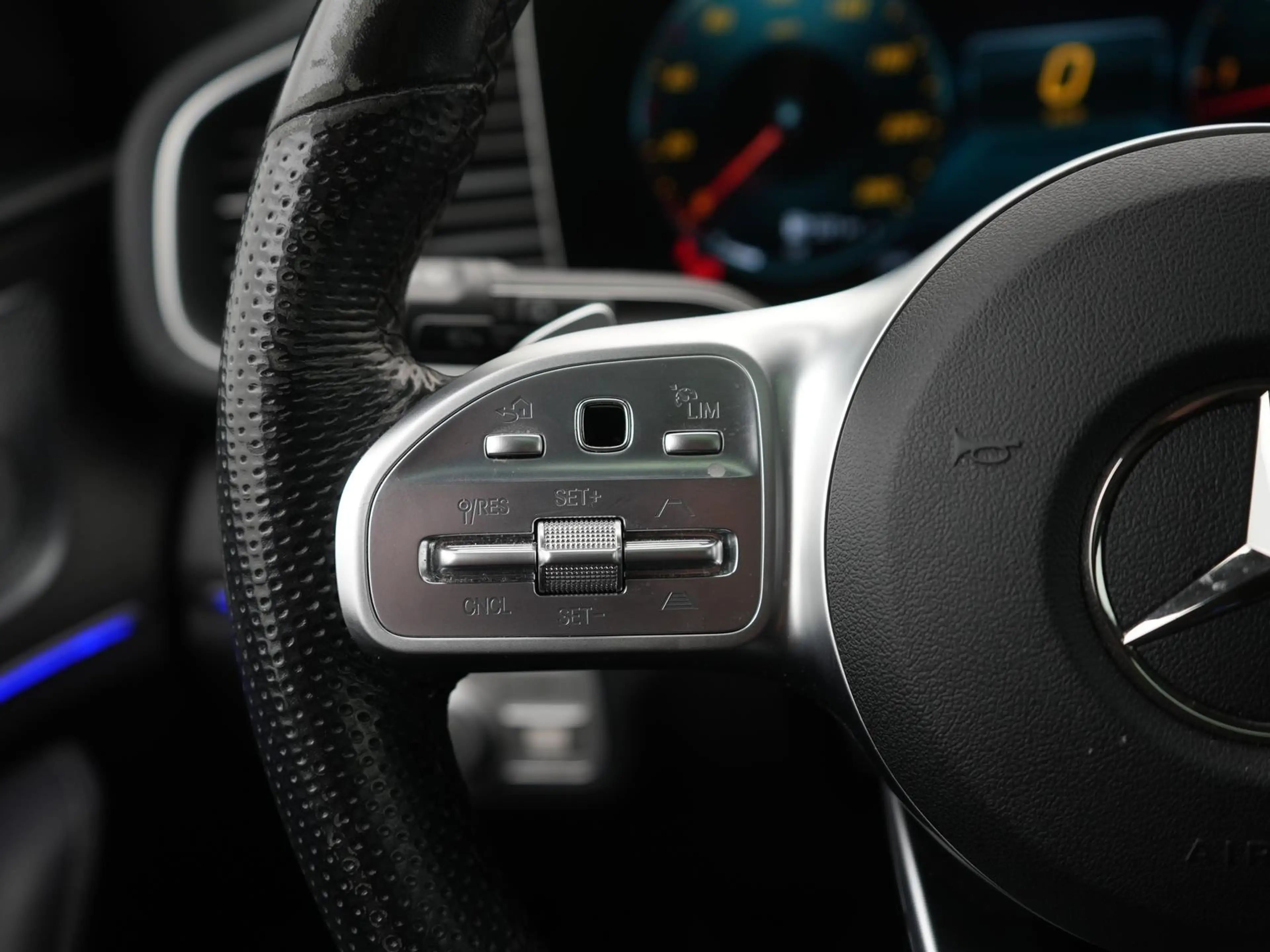 Mercedes-Benz GLS 400 d 4Matic AMG-Line,7P,MULTI,LUFT,PANO,360 — photo 12