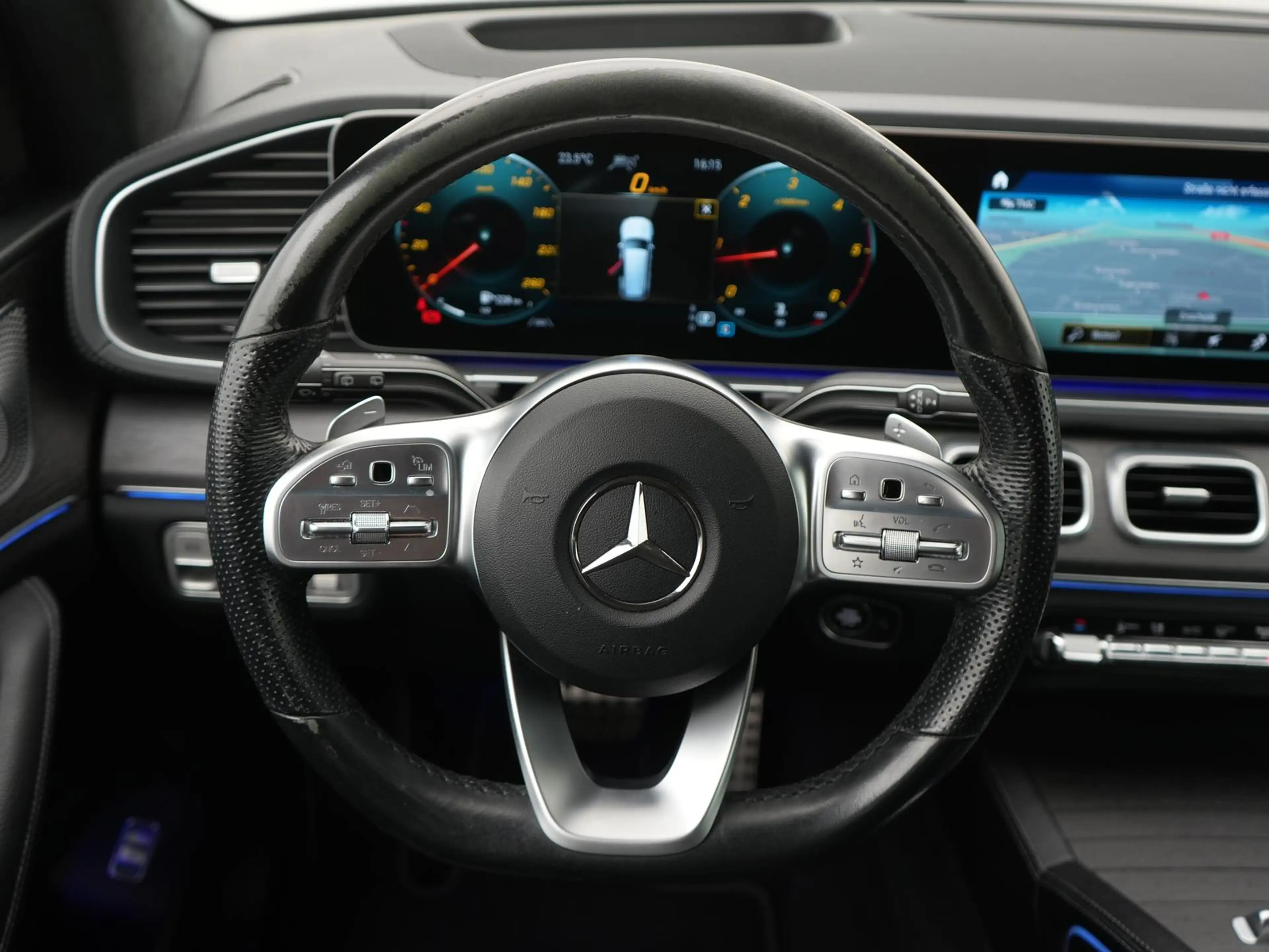 Mercedes-Benz GLS 400 d 4Matic AMG-Line,7P,MULTI,LUFT,PANO,360 — photo 11
