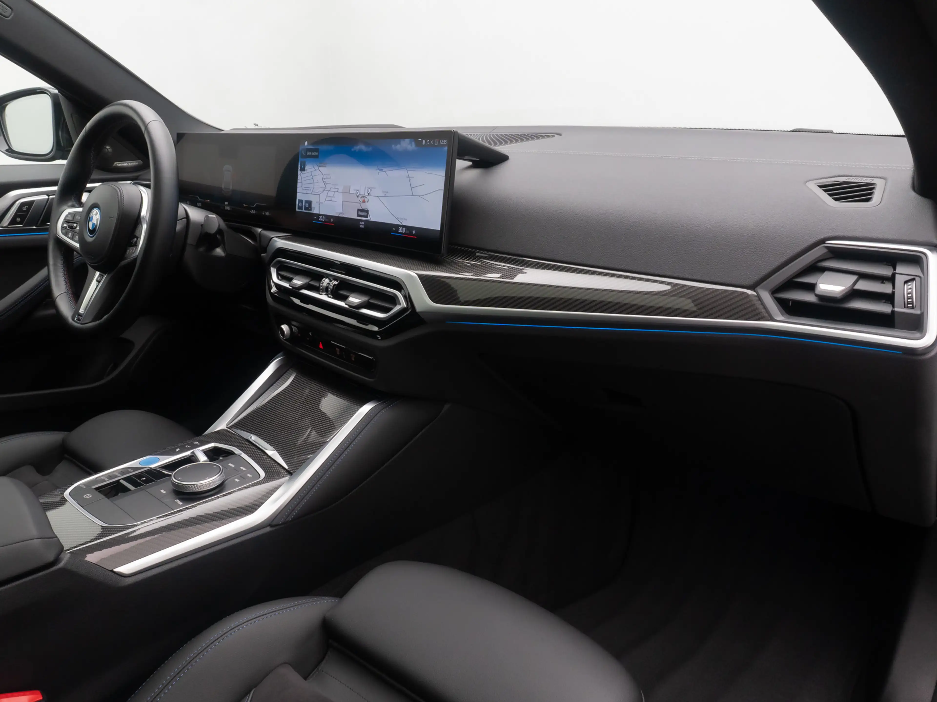 BMW i4 HUD DAB Laser 360°Glasdach 20 — photo 23